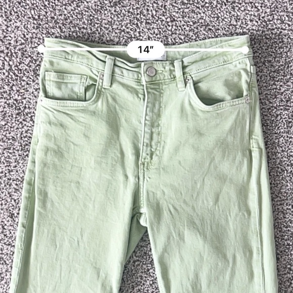 Zara High Rise KickFlare Jeans – Soft Girl 
Pastel Retro Style - Pistachio Green - Picture 10 of 11